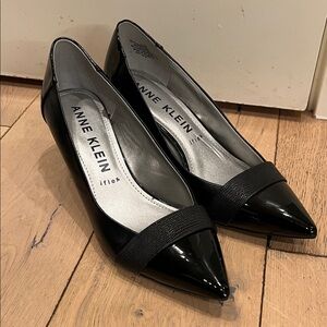 Anne Klein black heels, 10M